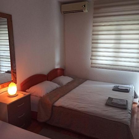 Apartman Tristan Herceg Novi Eksteriør billede