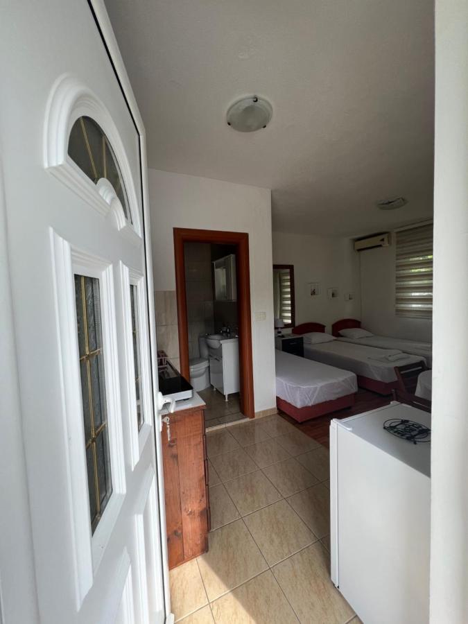 Apartman Tristan Herceg Novi Eksteriør billede